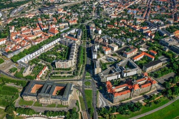 Innere Neustadt und Sächsische Staatskanzlei in Dresden im Bundesland Sachsen