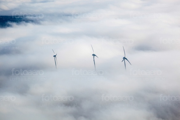 Windpark in den Wolken