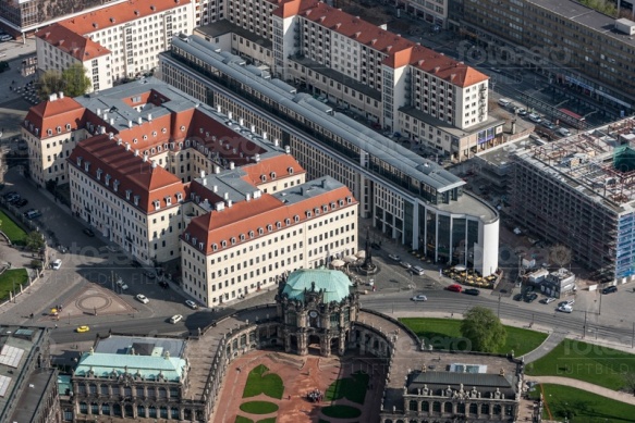 Zwinger und Taschenbergpalais in Dresden im Bundesland Sachsen